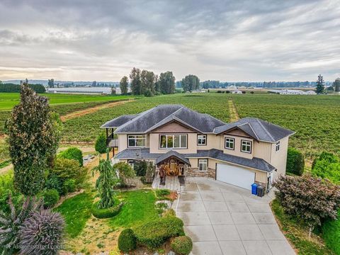 6277 BELL ROAD Abbotsford BC V3G1M6