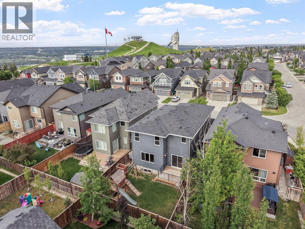 144 Cougar Ridge Manor SW