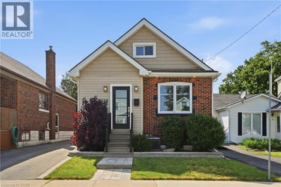 58 TRAGINA Avenue S Hamilton ON L8K2Z3