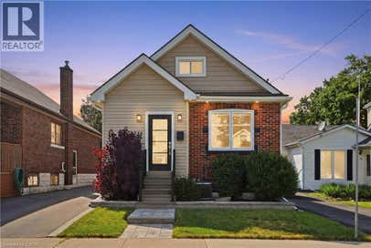 58 TRAGINA Avenue S Hamilton ON L8K2Z3