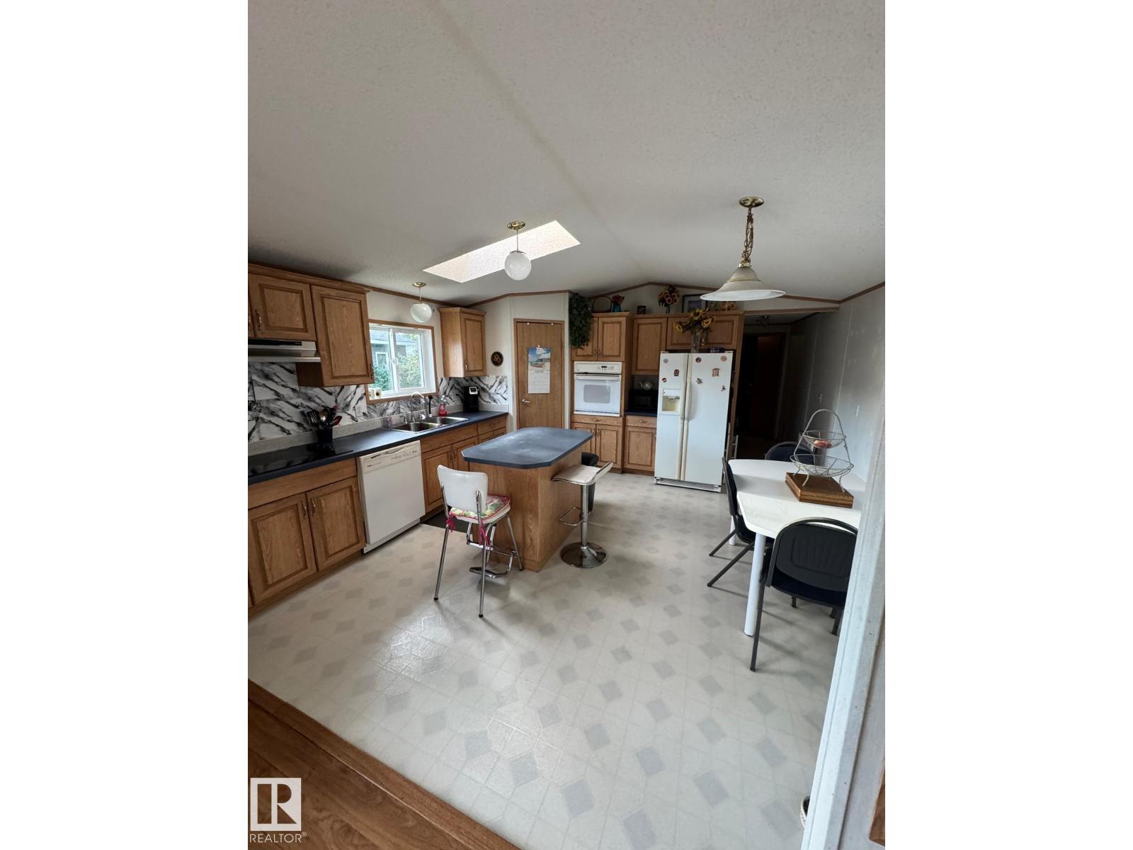 388 evergreen PA NW NW