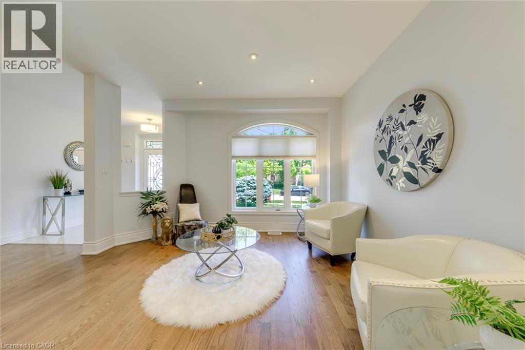 2380 WOODCREST Drive