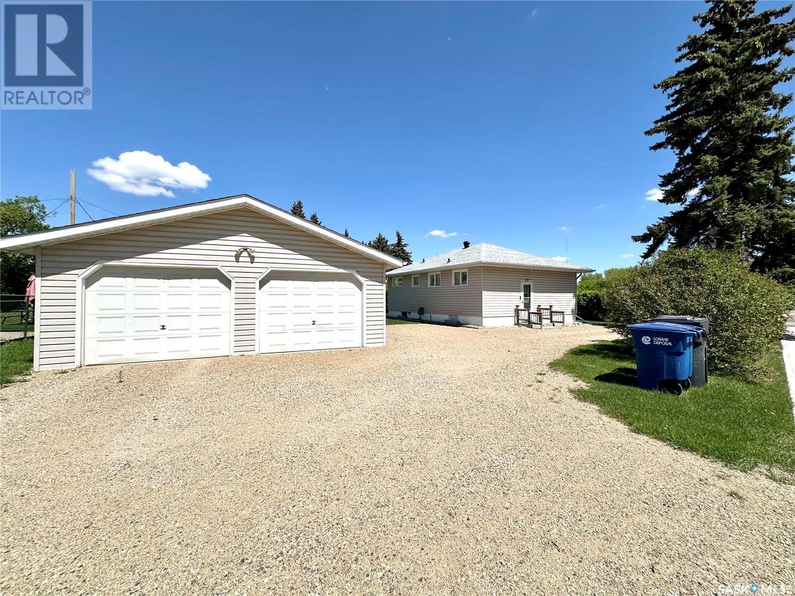 17 North Pacific AVENUE
