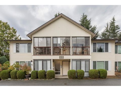 201 2853 BOURQUIN CRESCENT Abbotsford BC V2S6H6