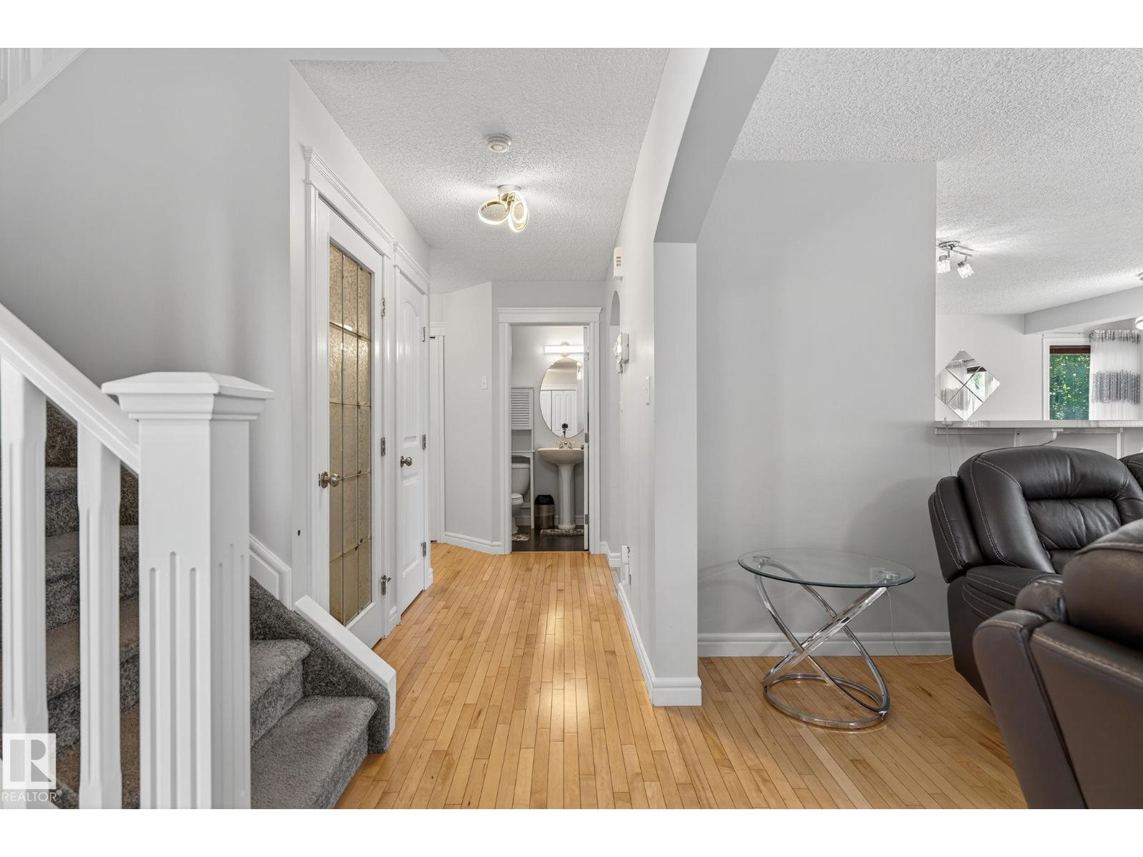 20343 46 AV NW