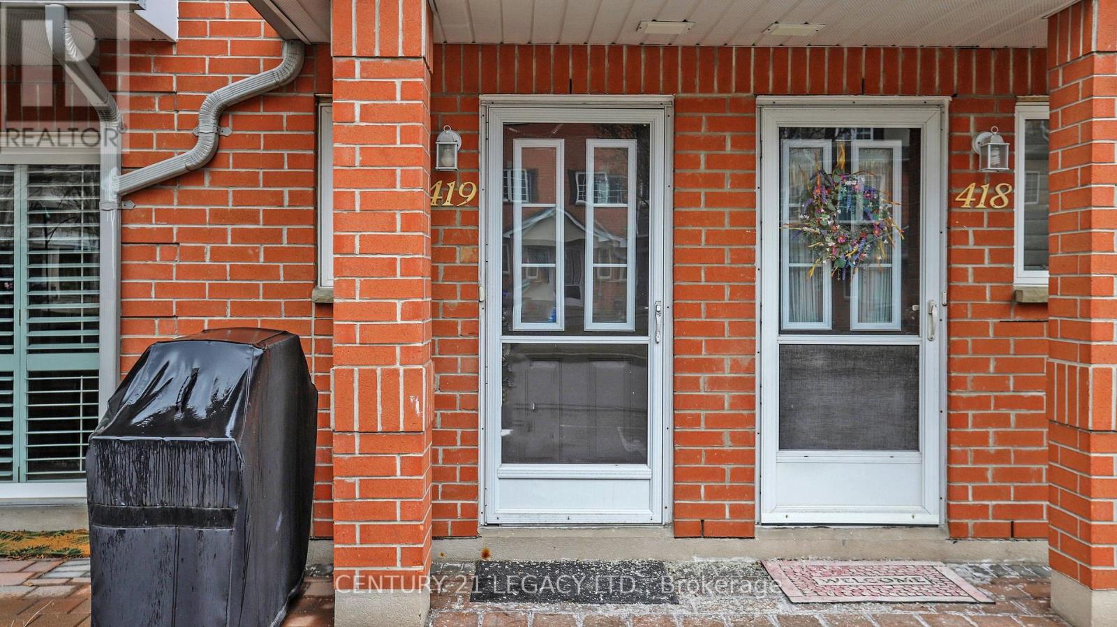 419 - 1400 THE ESPLANADE NORTH W