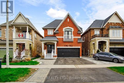 6 MT PLEASANT AVENUE Whitby (Blue Grass Meadows) ON L1N0C8