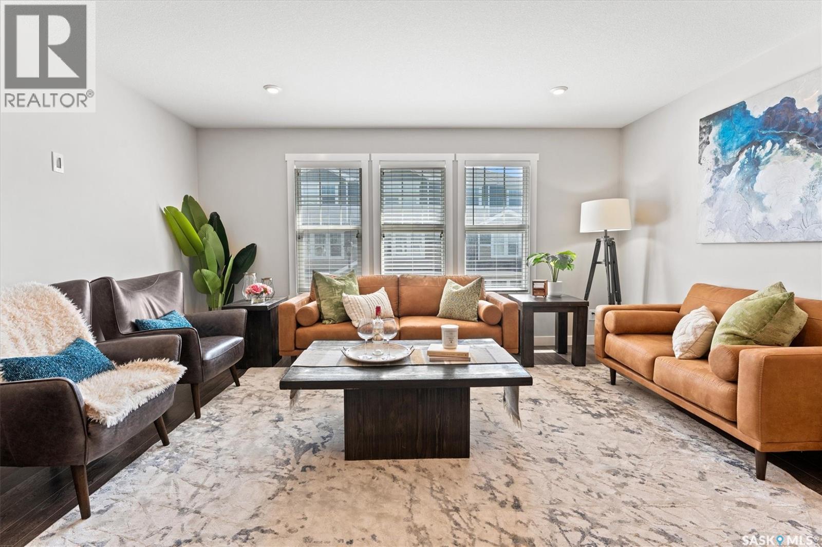 229 1220 Pringle WAY