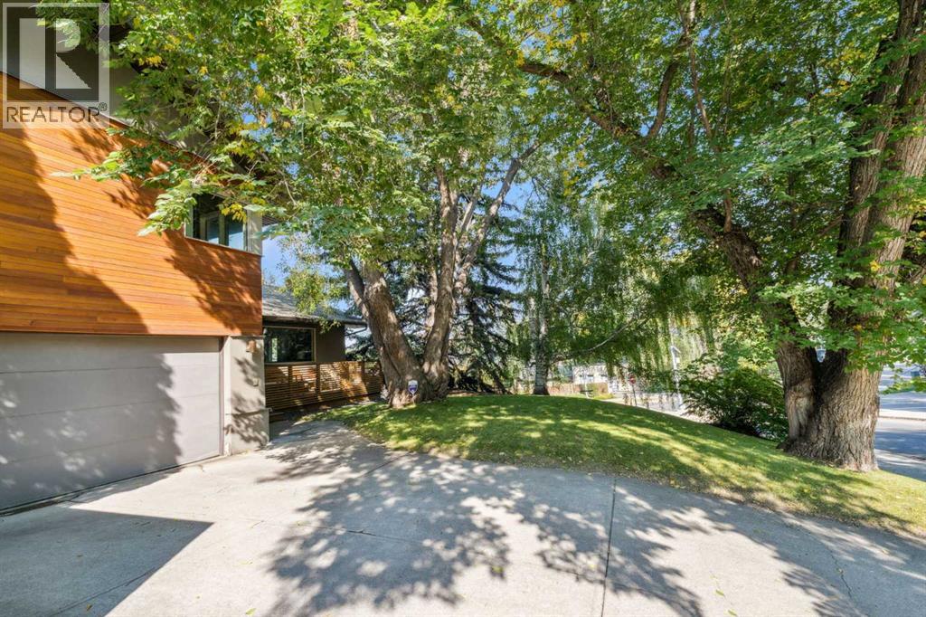 504 Crescent Boulevard SW