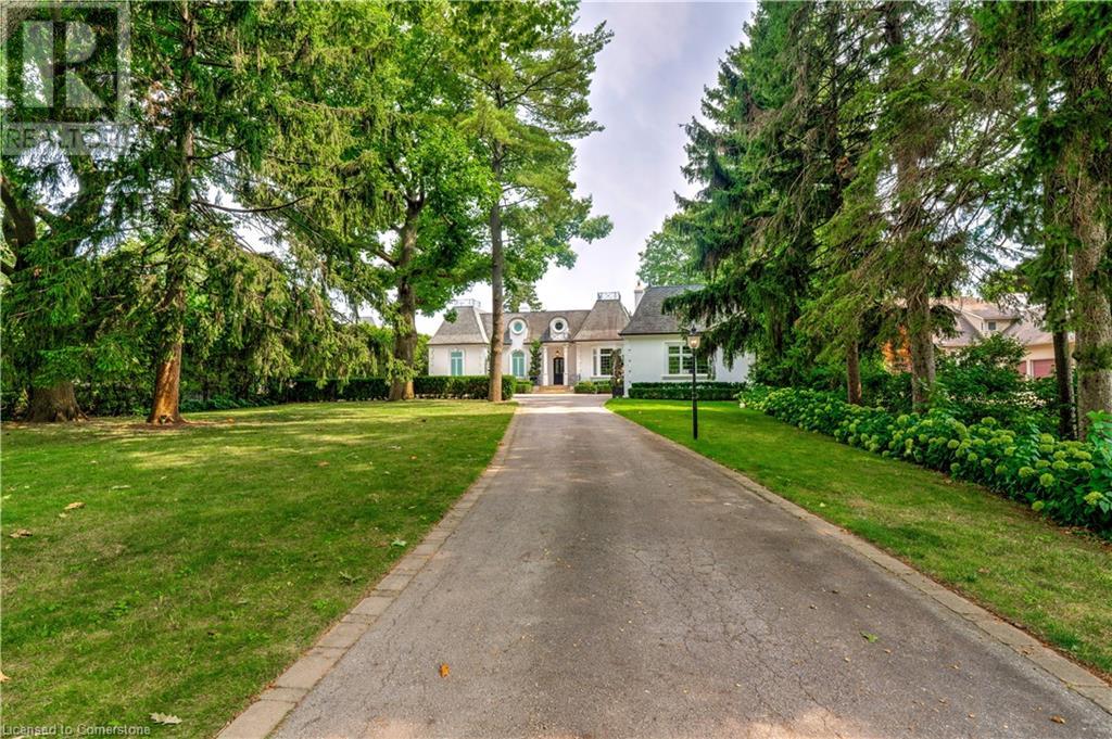 4410 LAKESHORE Road