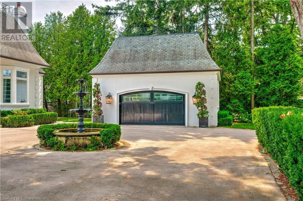 4410 LAKESHORE Road