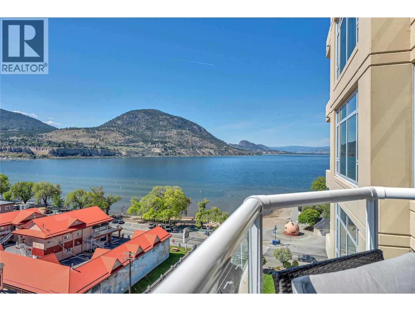 160 Lakeshore Drive Unit# 1006