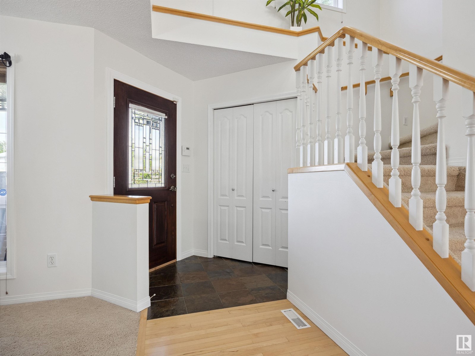 196 COTE CR NW