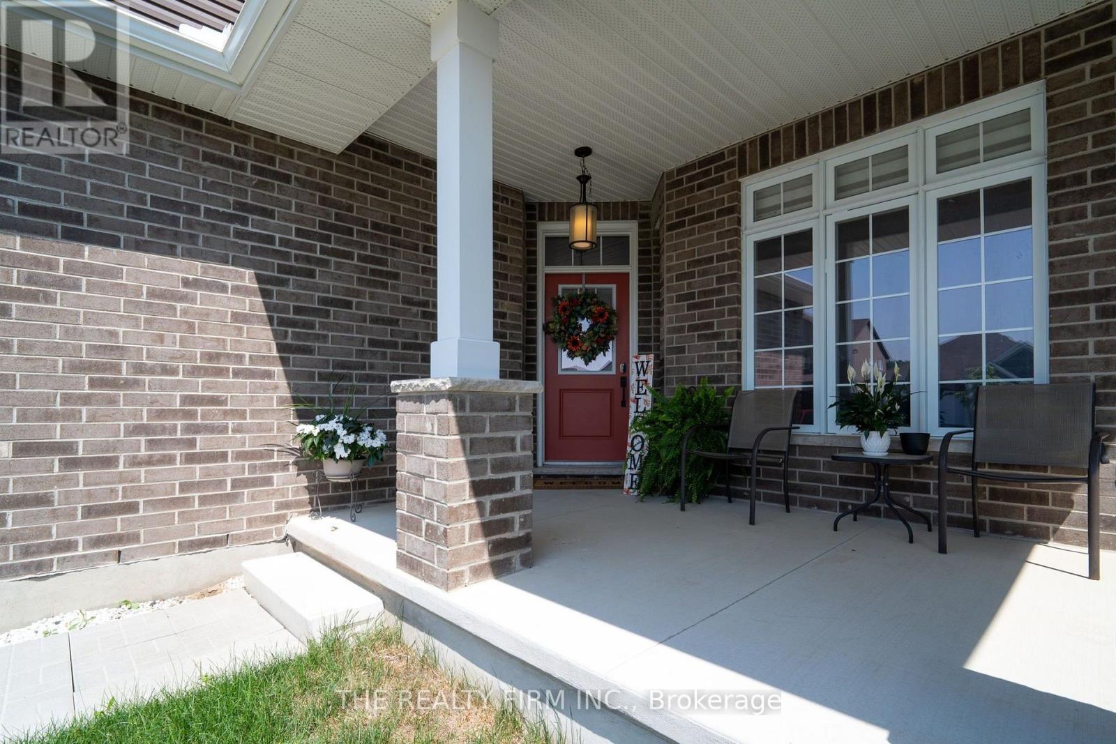 77 ACORN TRAIL