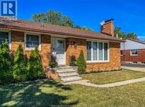 389 GRACE Tecumseh ON N8N2G6