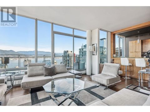PH5 1288 W GEORGIA STREET Vancouver BC V6E4R3