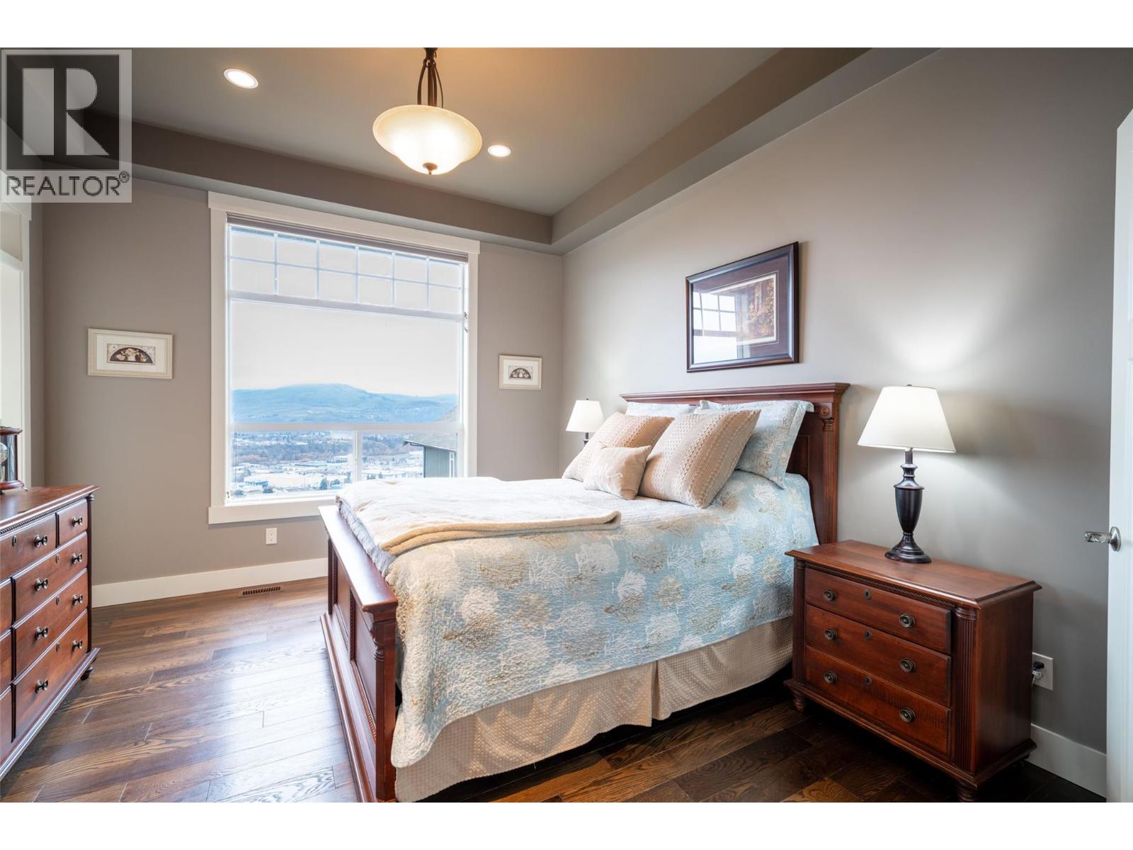 1117 Mt. Fosthall Drive Unit# 7