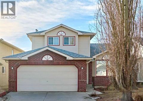 177 Harvest Hills Drive NE Calgary AB T3K3Y1