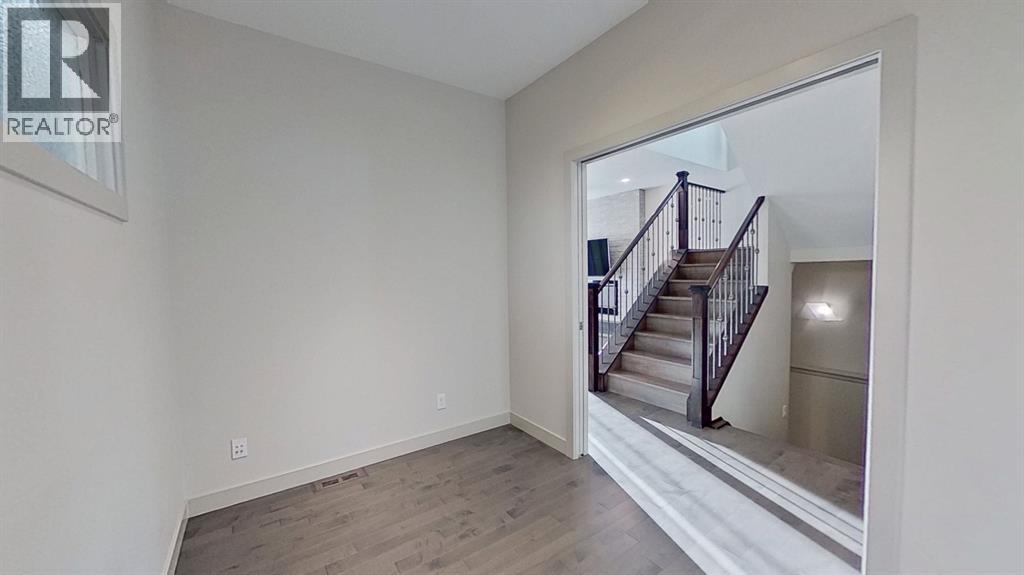 78 Cranarch View SE