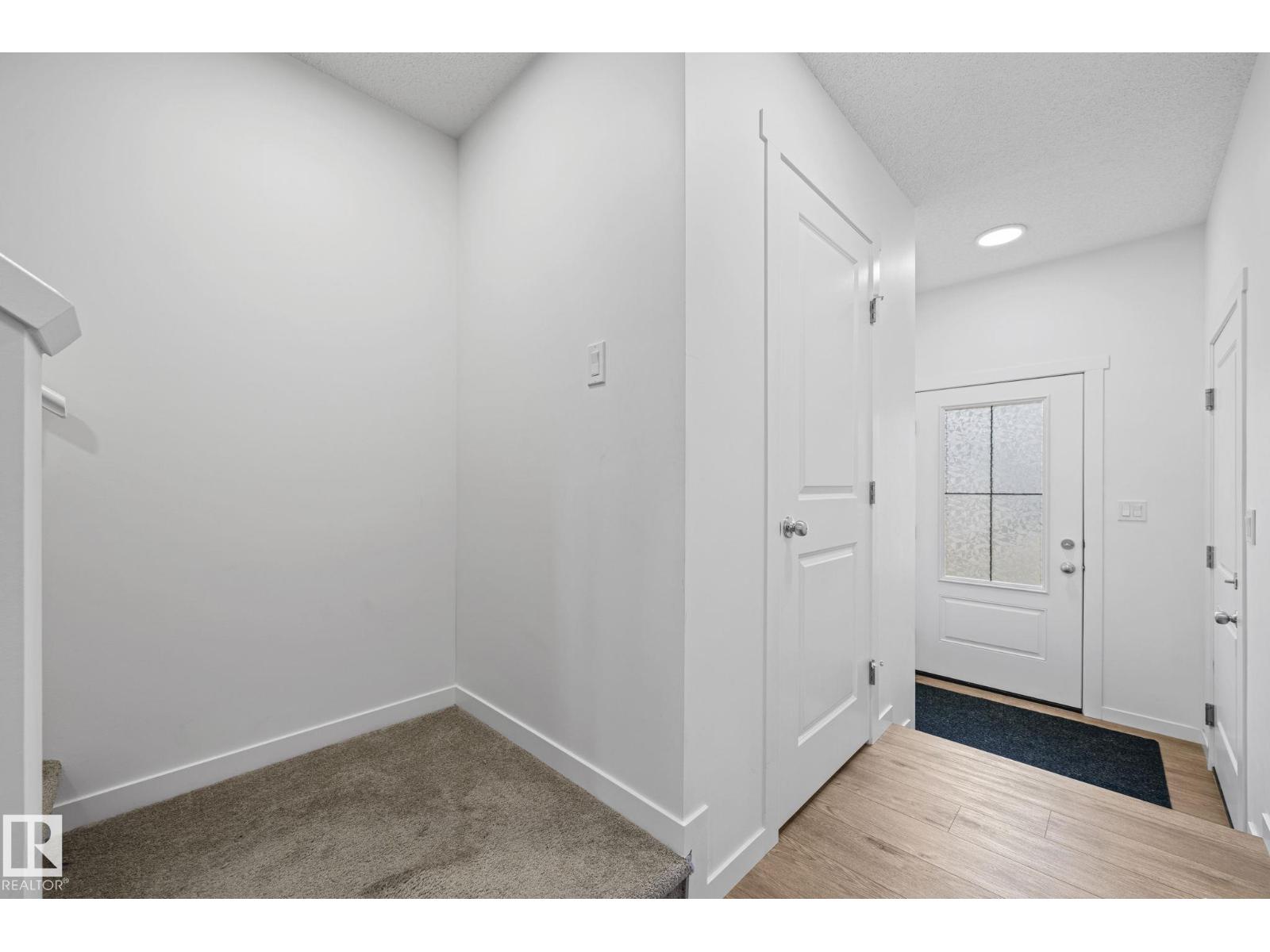 #16 19904 31 AV NW