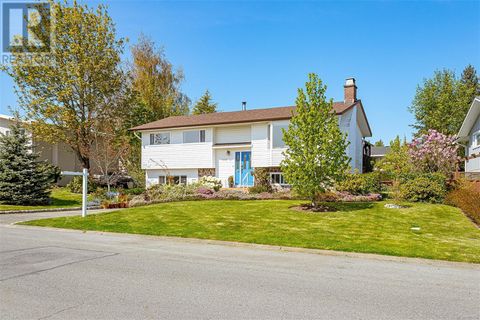 1886 Seaboard Cres Central Saanich BC V8M1K6