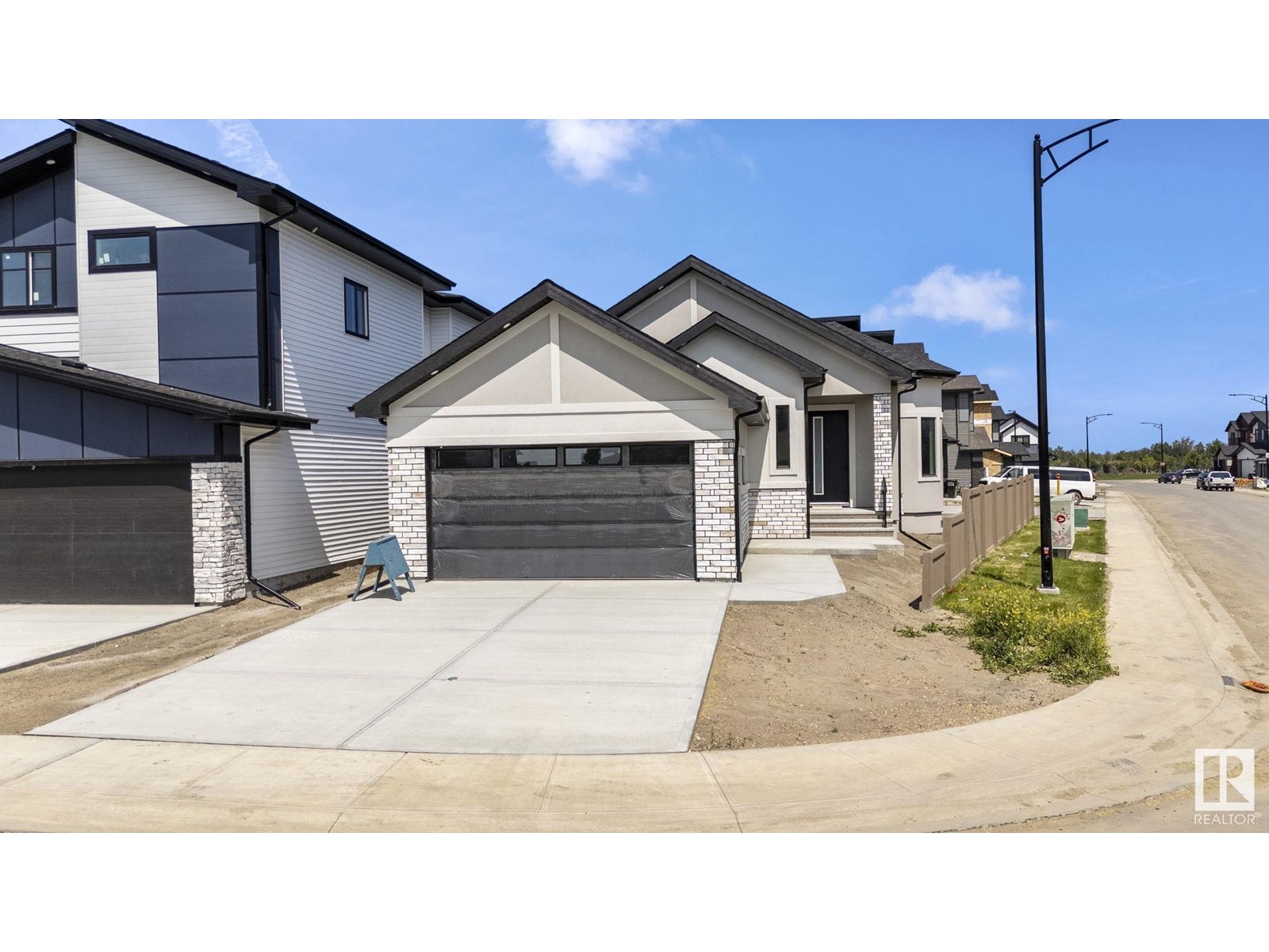 296 165 AV NE