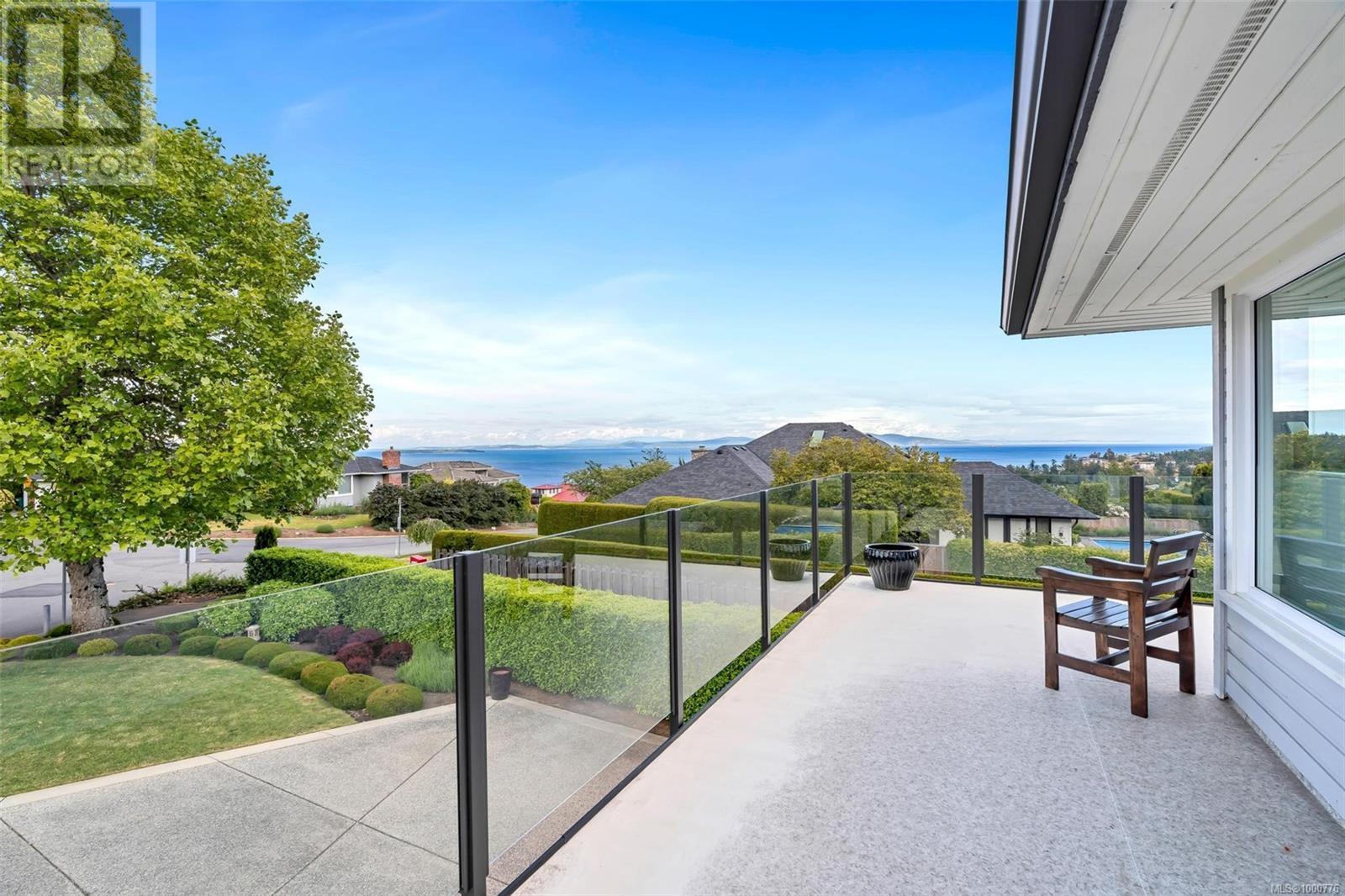839 Gulfview Pl