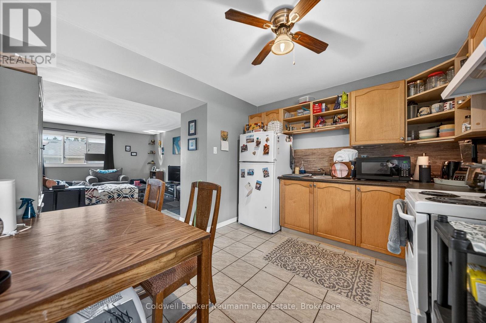 111 CONROY CRESCENT