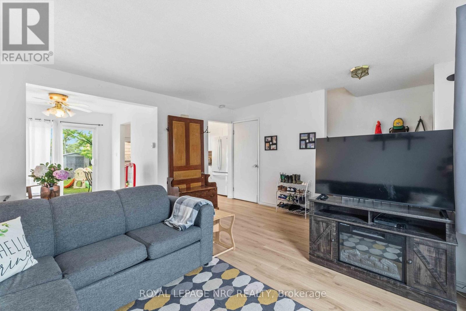 27 CANTERBURY DRIVE