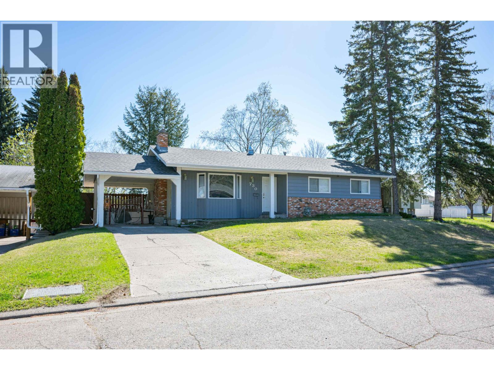 730 FAULKNER CRESCENT