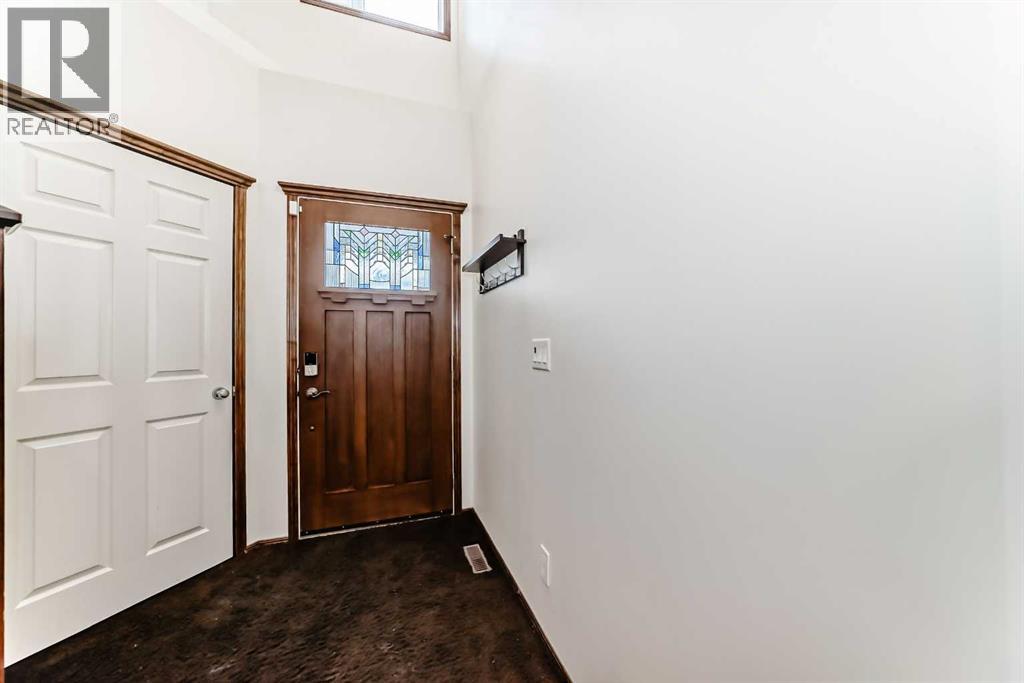 7 Tuscany Ridge Crescent NW