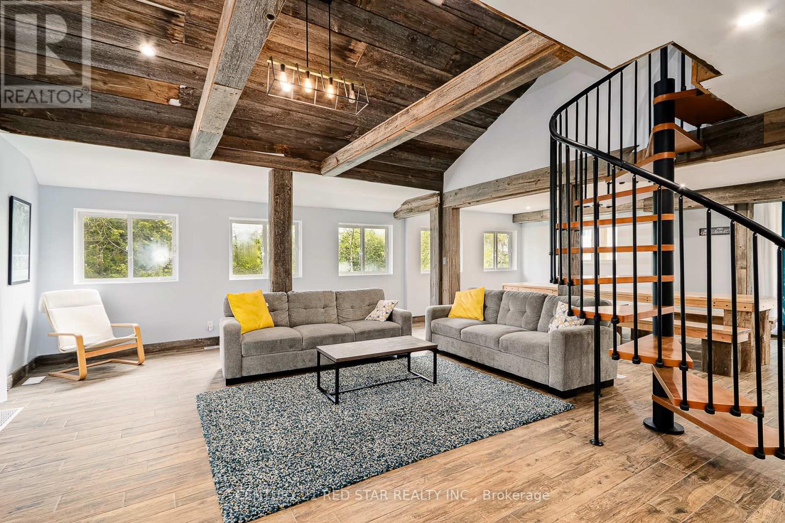112 NORDIC ROAD