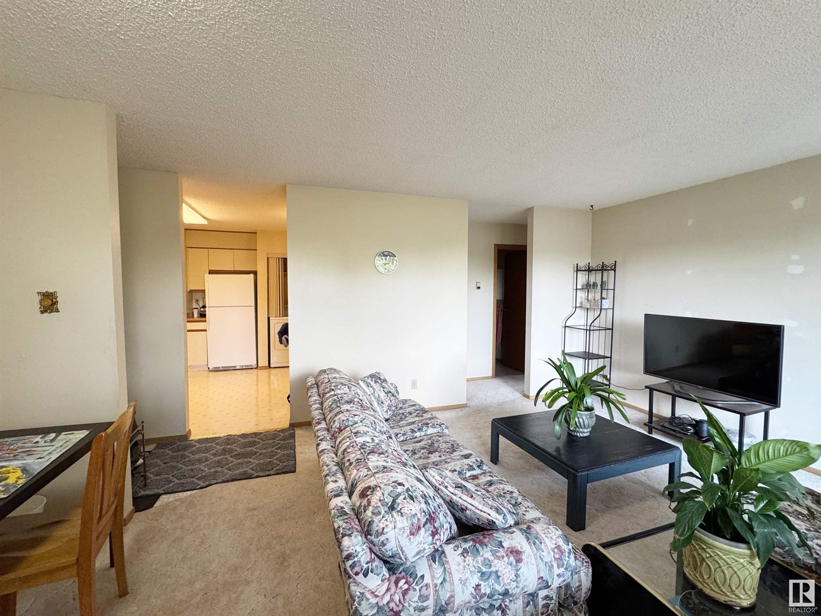 #312 2315 119 ST NW