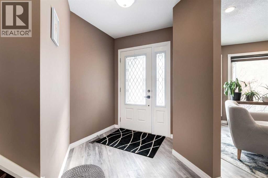 2048 Sirocco Drive SW