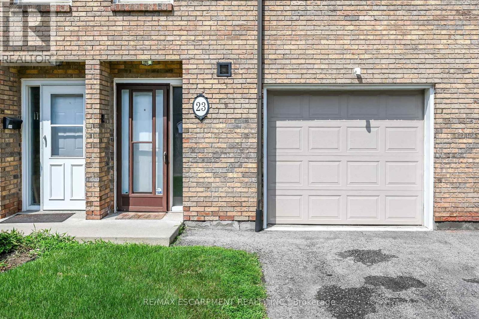 23 ROSEDALE COURT