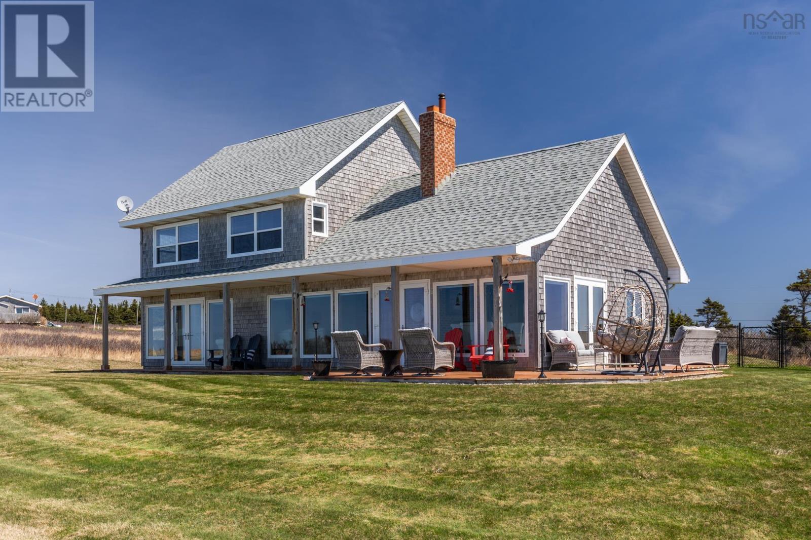 2435 Main Shore Road