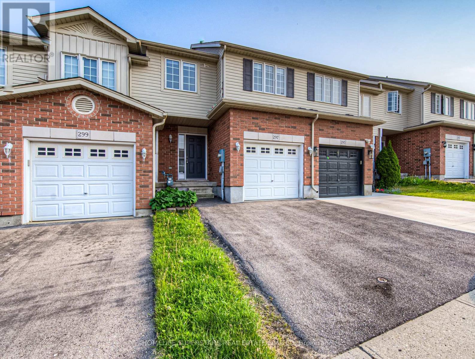 297 BRIARMEADOW DR