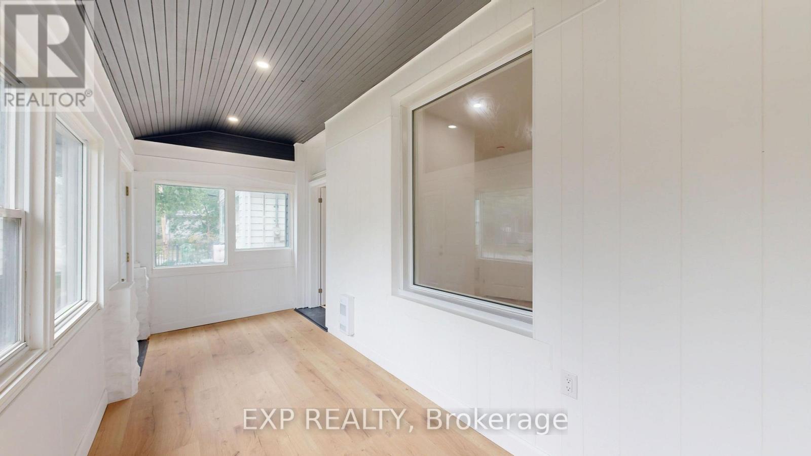 686 ELIAS STREET
