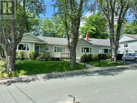 6 Amherst Place St. John's NF A1E3J5