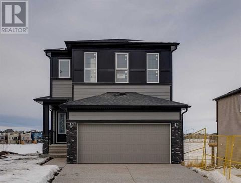 356 Cornerbrook Road NE Calgary AB T3N2L1