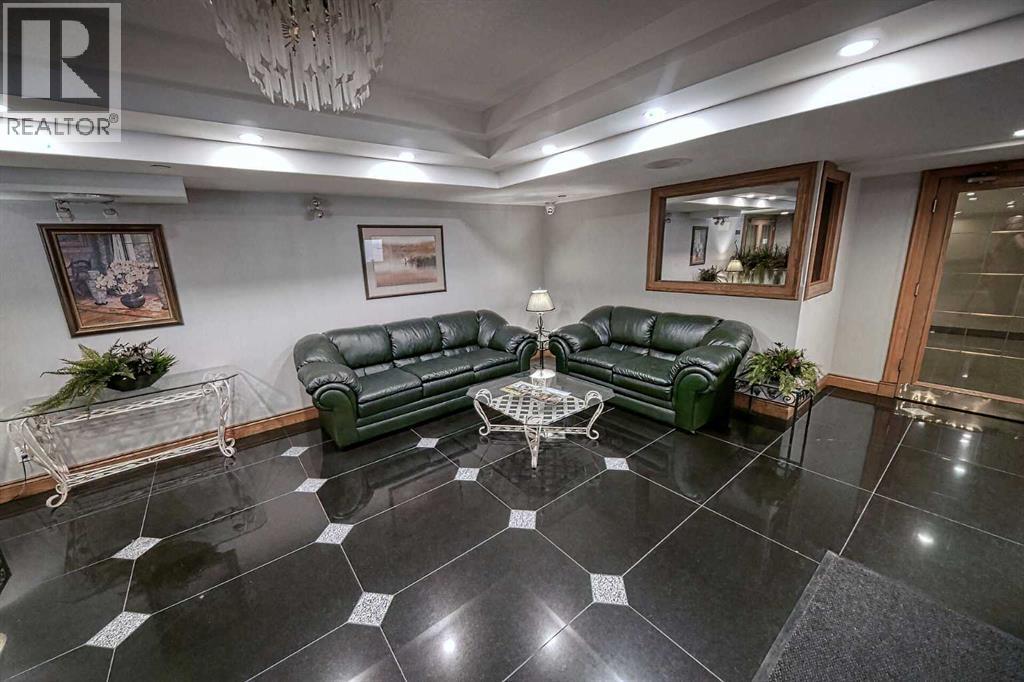 306, 200 Lincoln Way SW