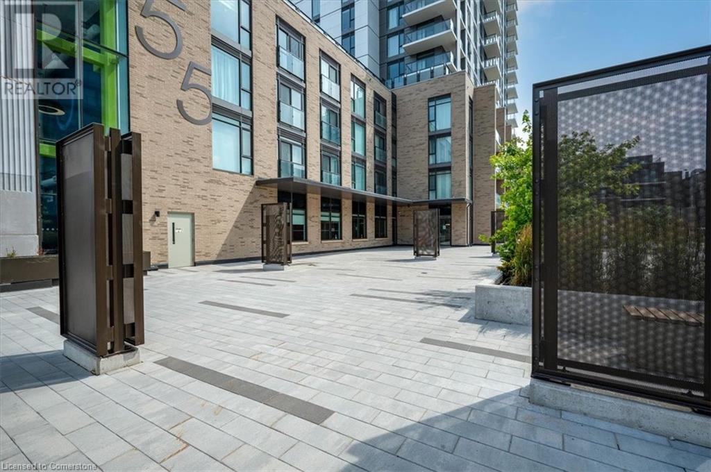 55 DUKE Street W Unit# 220