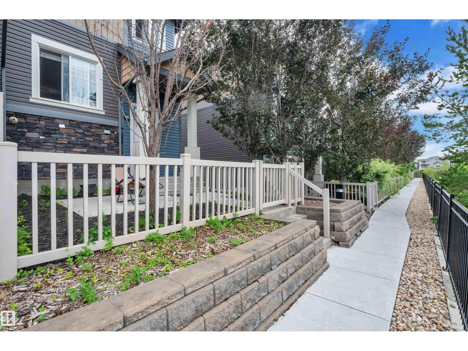 #45 1030 CHAPPELLE BV SW