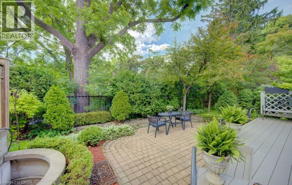 60 ALLEN Street W Unit# 7