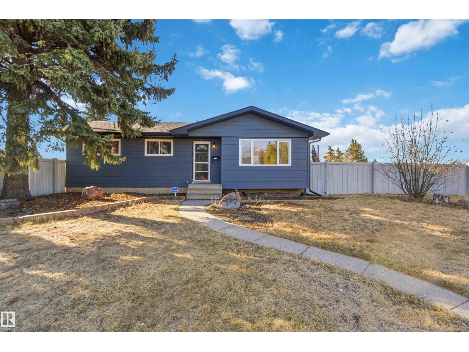 3119 110 AV NW
