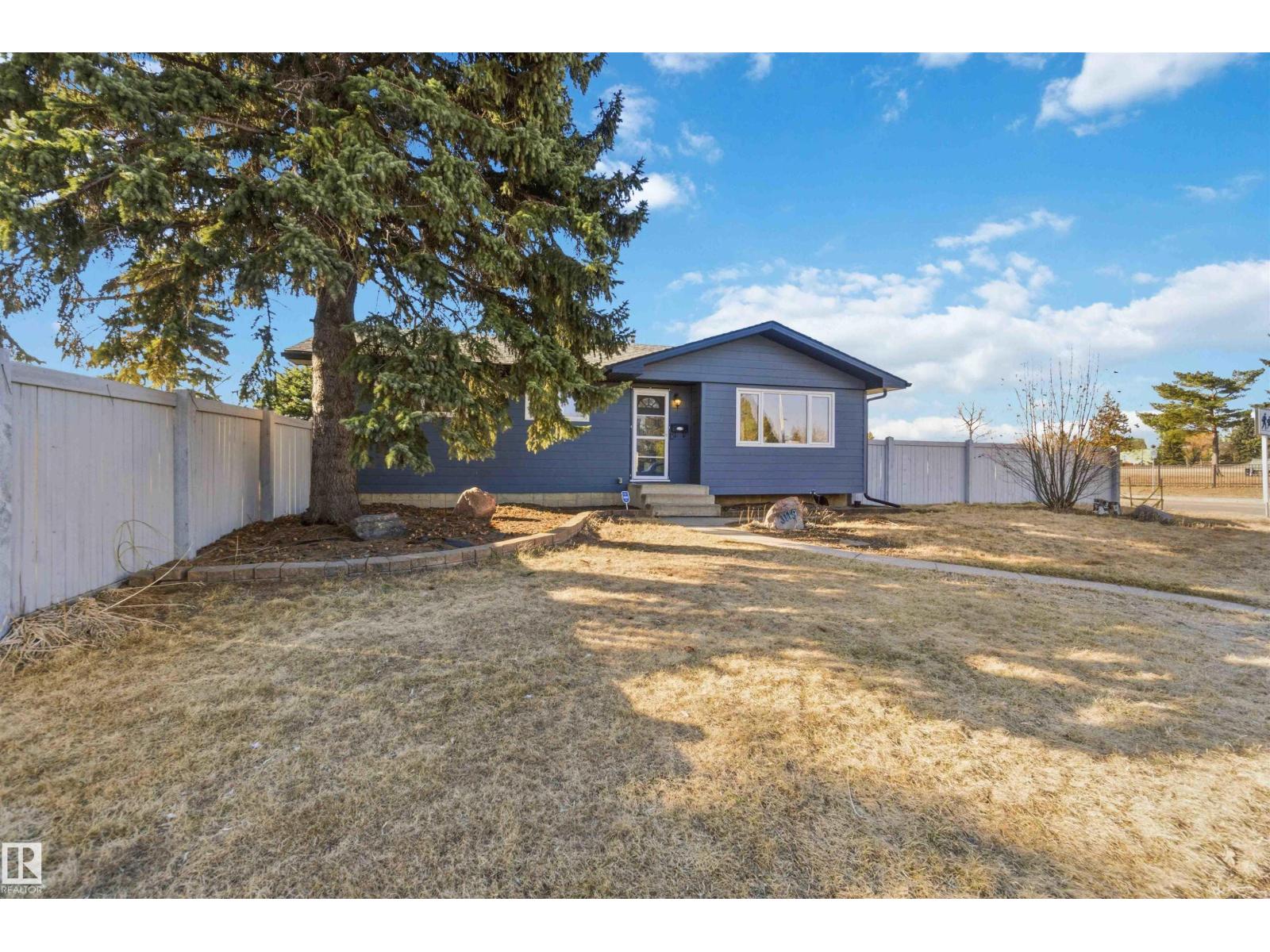 3119 110 AV NW