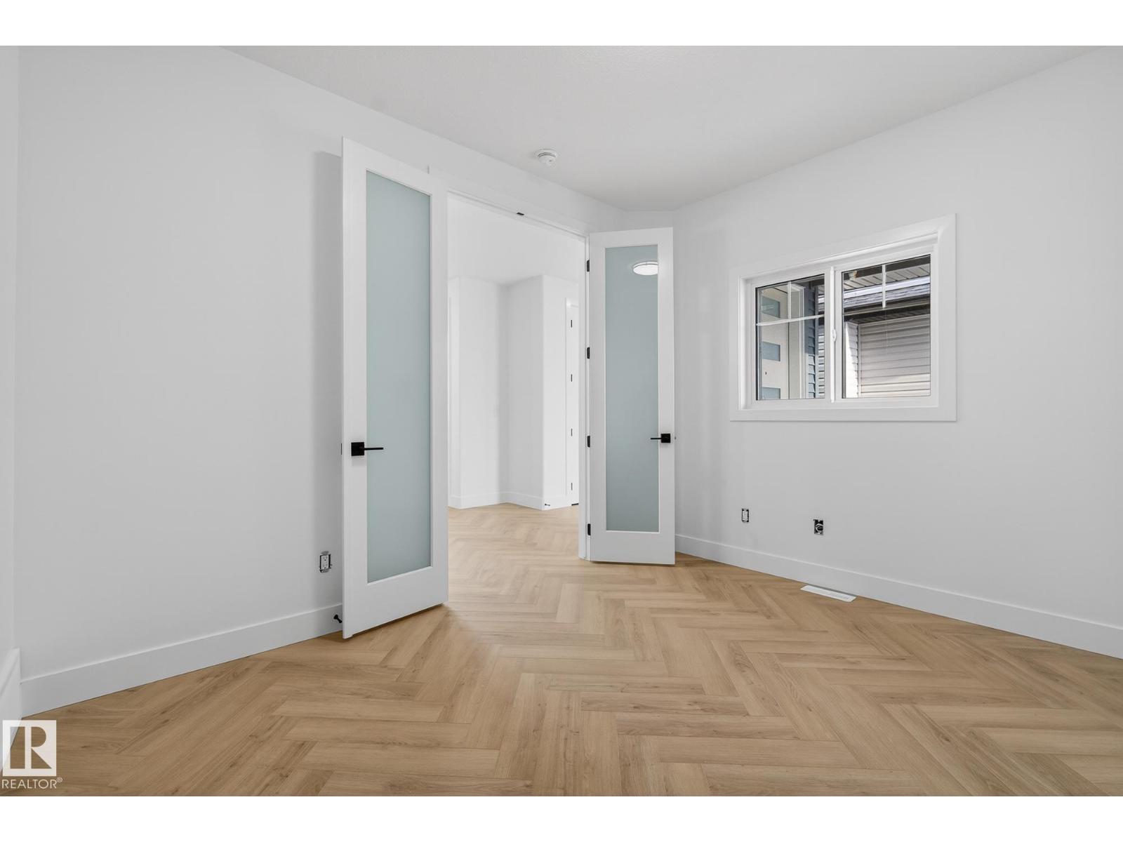 34 Avonlea WY