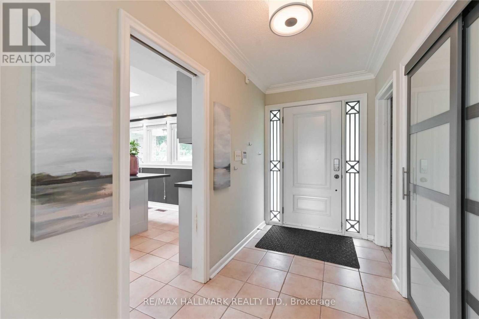 16 CAVALIER CRESCENT