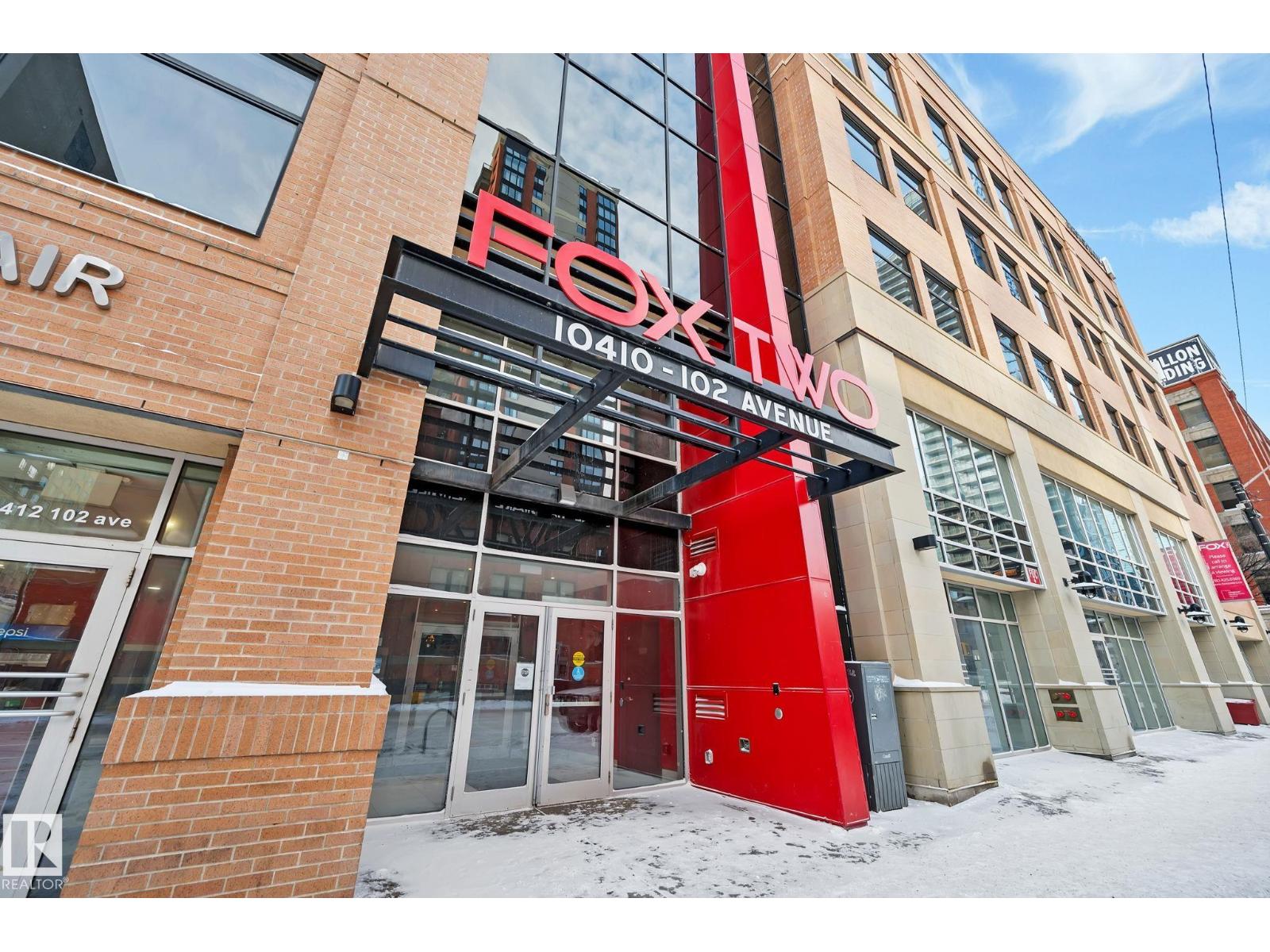 #2107 10410 102 AV NW