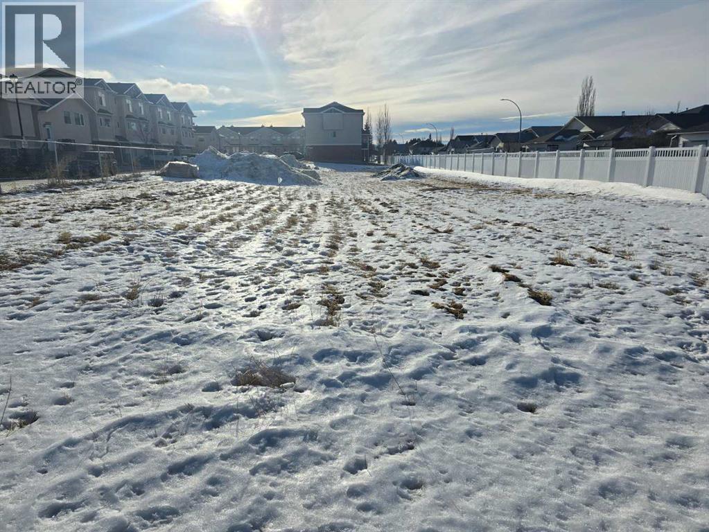 127 Strathcona Circle